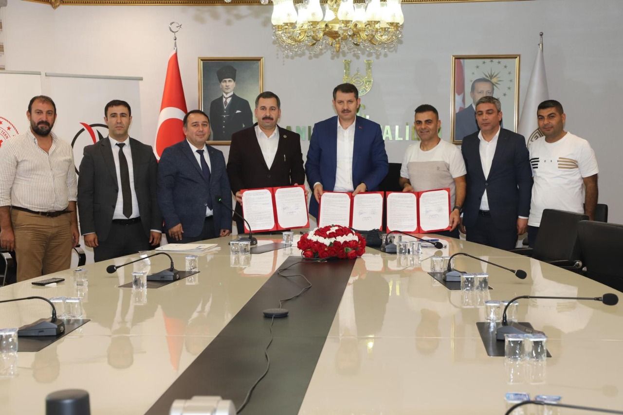 Karaköprü belediyesinin kurduğu fabrikada 225 kişi istihdam edilecek