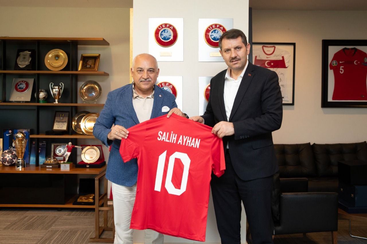 Şanlıurfa Valisi Salih Ayhan, TFF Başkanı Mehmet Büyükekşi’yi Ziyaret Etti