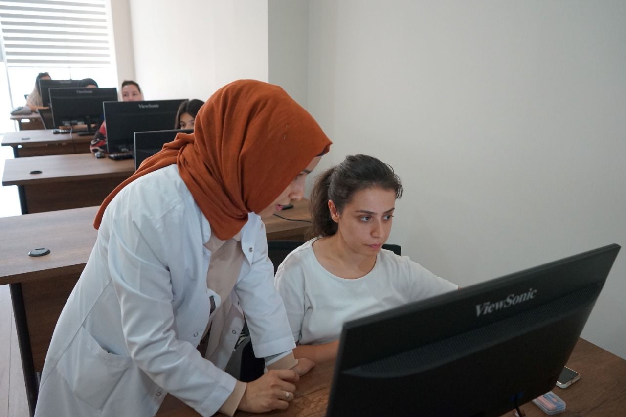 Karaköprü’de kadınlar zamanlarını bilgisayar eğitimiyle değerlendiriliyor