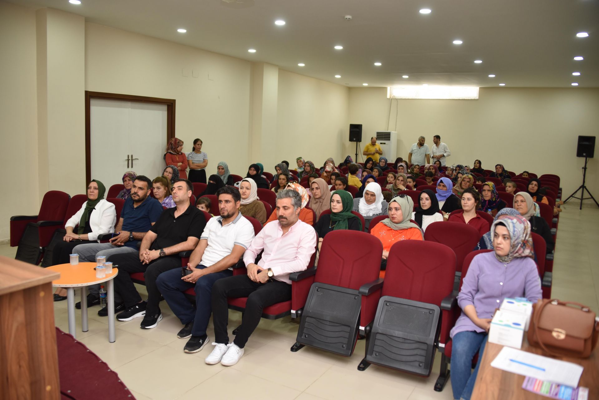 Siverekli kadınlar bulaşıcı hastalıklar konusunda bilgilendirildi