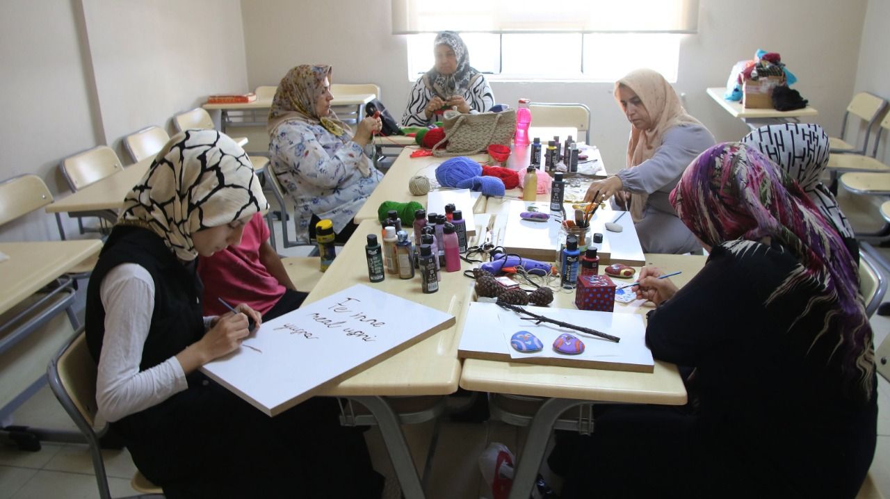 Halilyeli Kadınların Sosyal Ve Ekonomik Hayatlarına Katkı