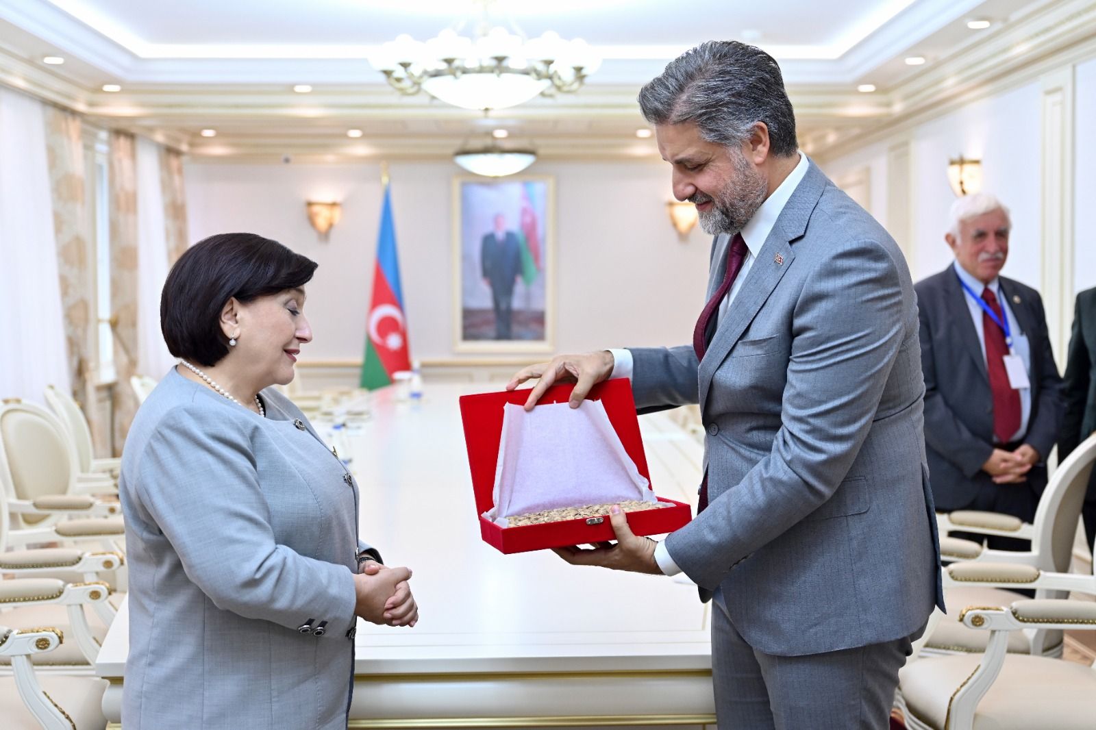 Şanlıurfa Fıstığı Azerbaycan Meclisinde