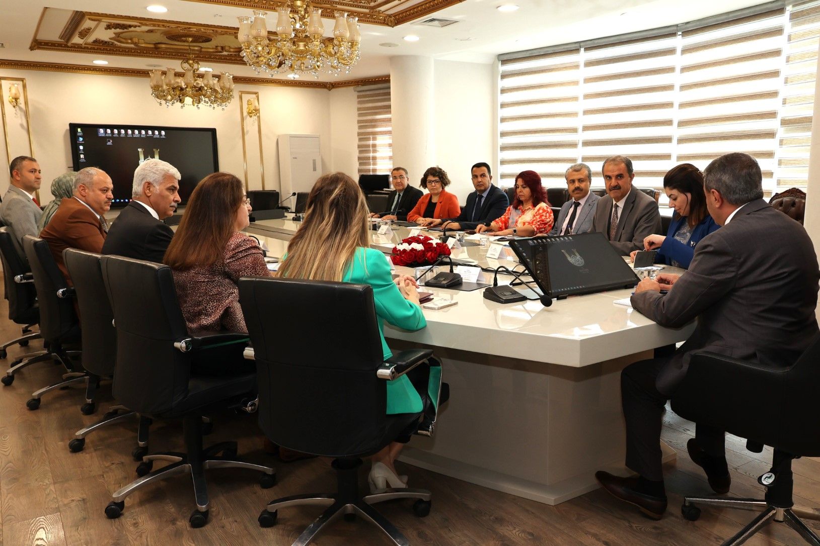 Vali Şıldak,Birim müdürleri ile toplantı yaptı