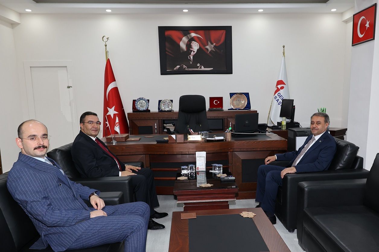 Vali Şıldak,Defterdarlık ve Vergi Dairesini Ziyaret etti