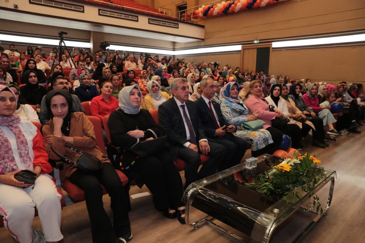 Başkan Beyazgül ‘den girişimci kadınlara tam destek