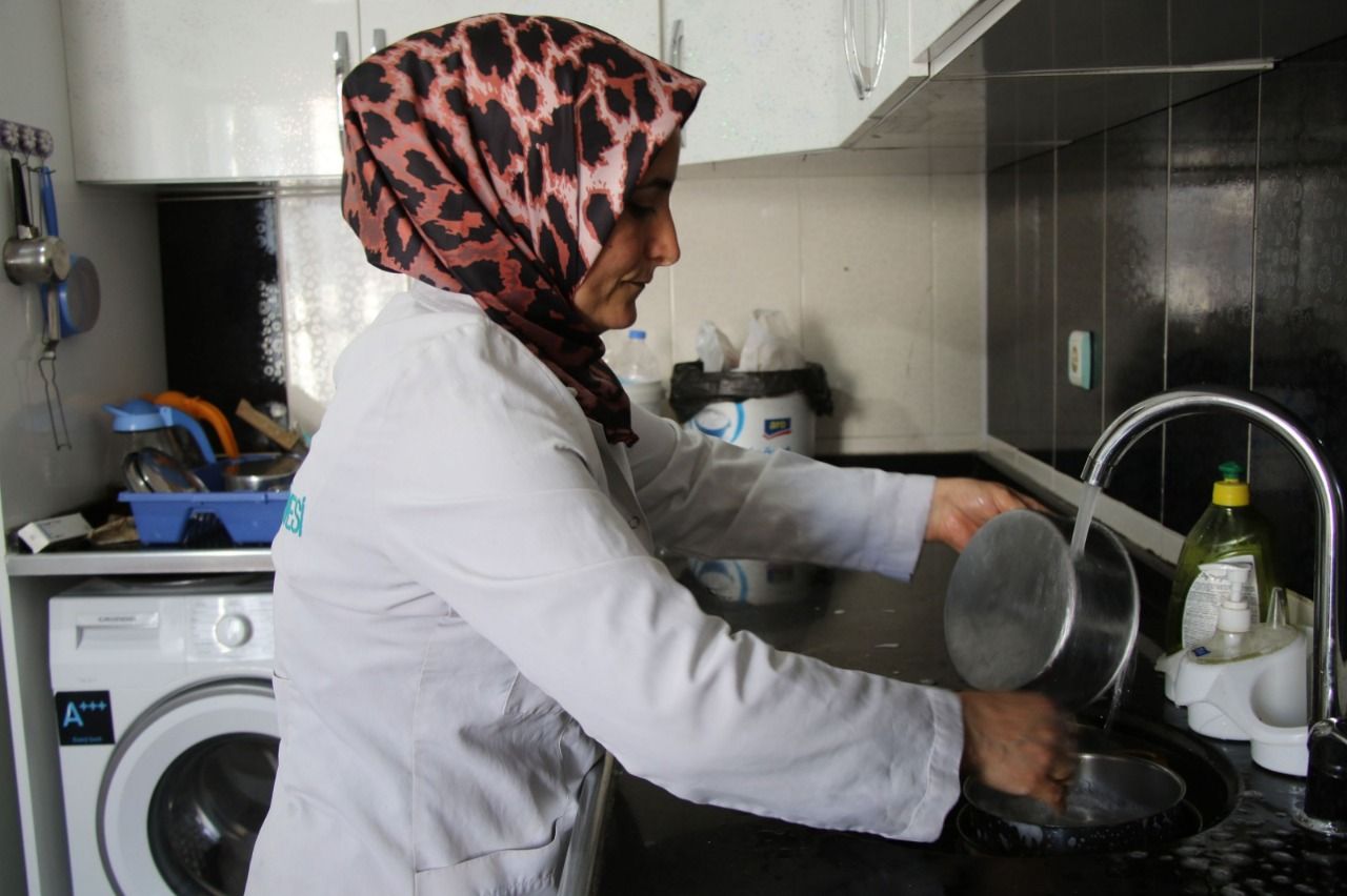 Haliliye Belediyesi ulu çınarların yanında