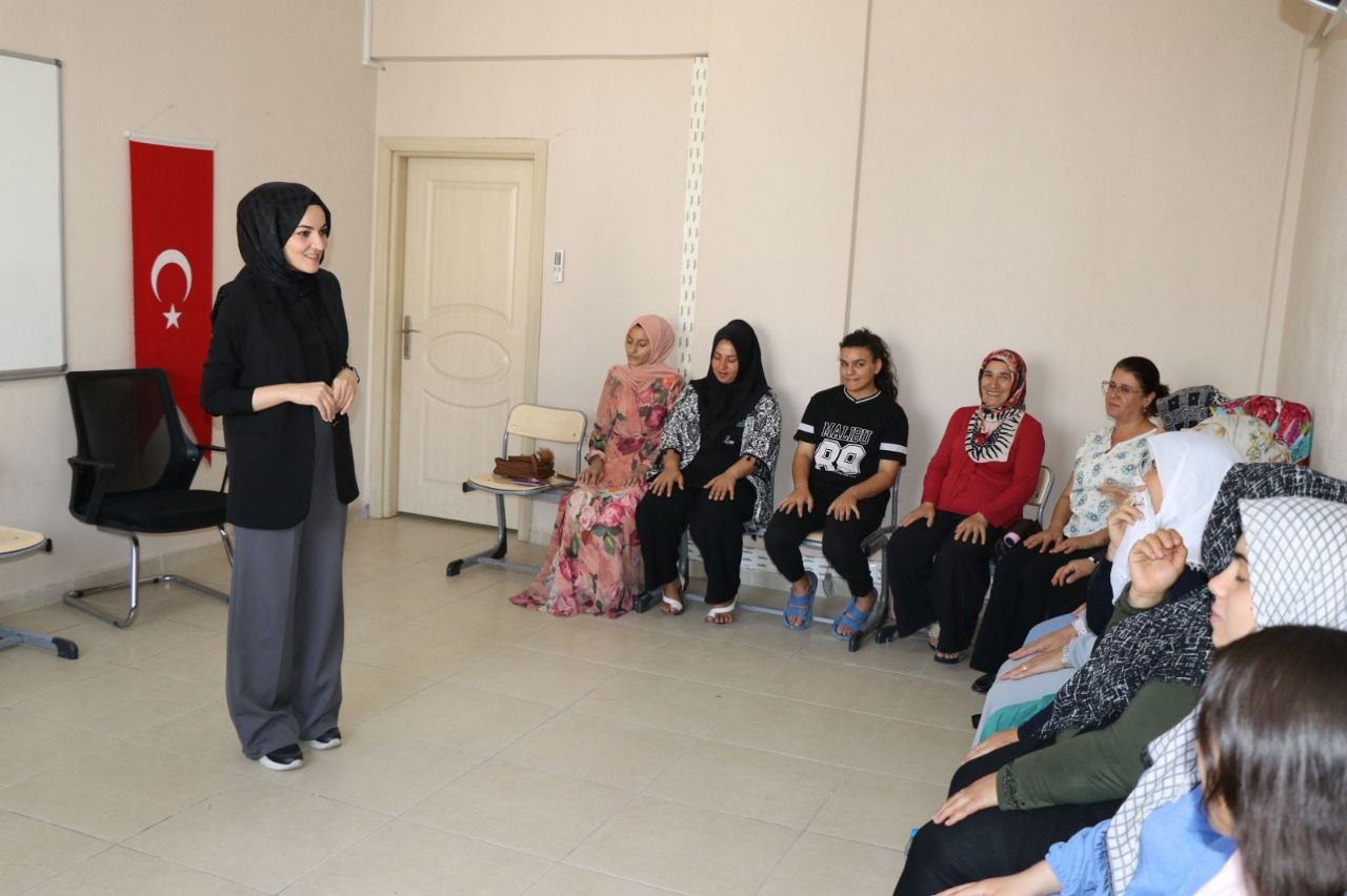 Haliliye’de deprem sonrası psikologlardan travma semineri