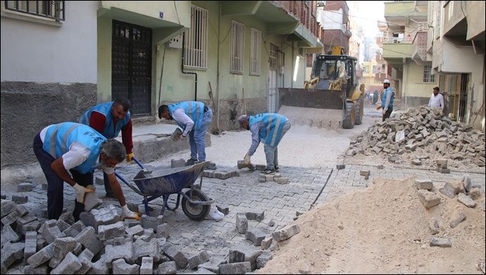 Haliliye’de Derforme Olmuş Yollar Yeniden Onarılıyor