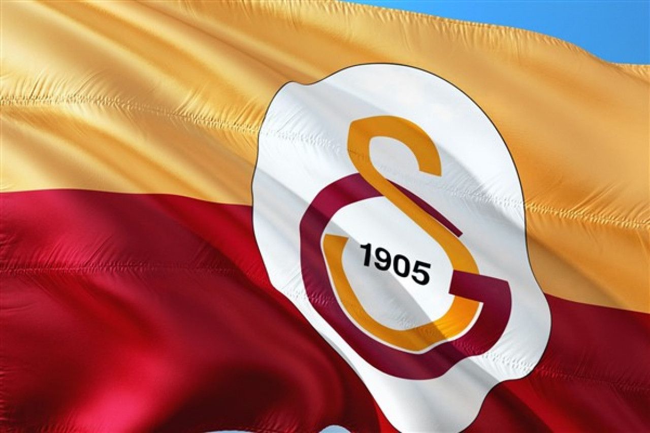 Manchester United: 2 – Galatasaray: 3