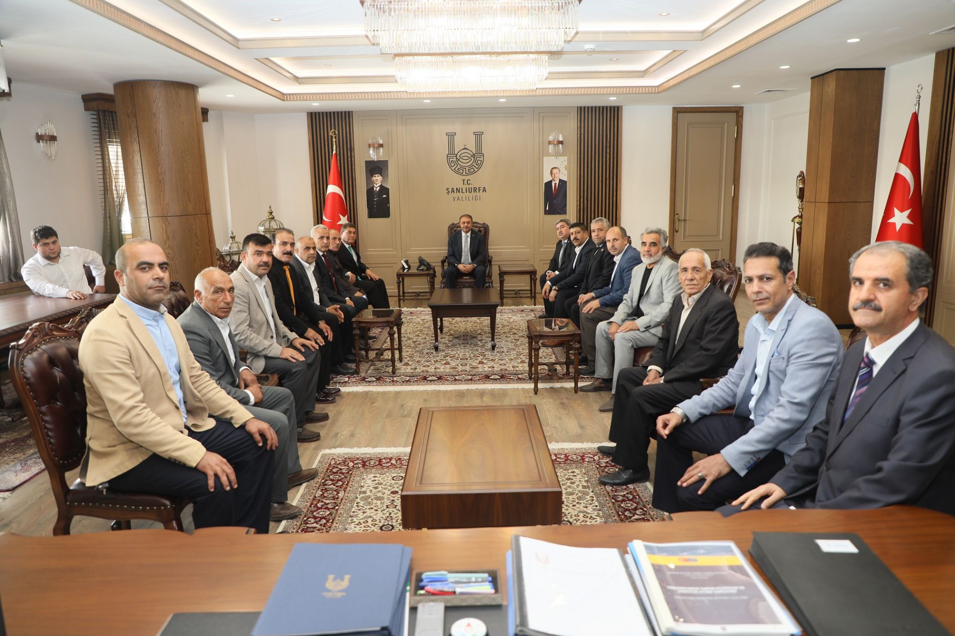 Şanlıurfa Valisi Hasan Şıldak, muhtarlarını kabul etti