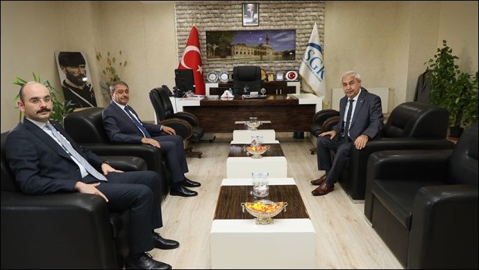 Vali Şıldak Vakıflar Ve Sgk’yı Ziyaret Etti