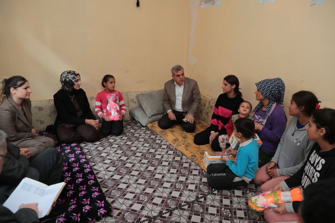 Başkan Beyazgül Ve Başkan Çakmak’tan Ev Ziyaretleri