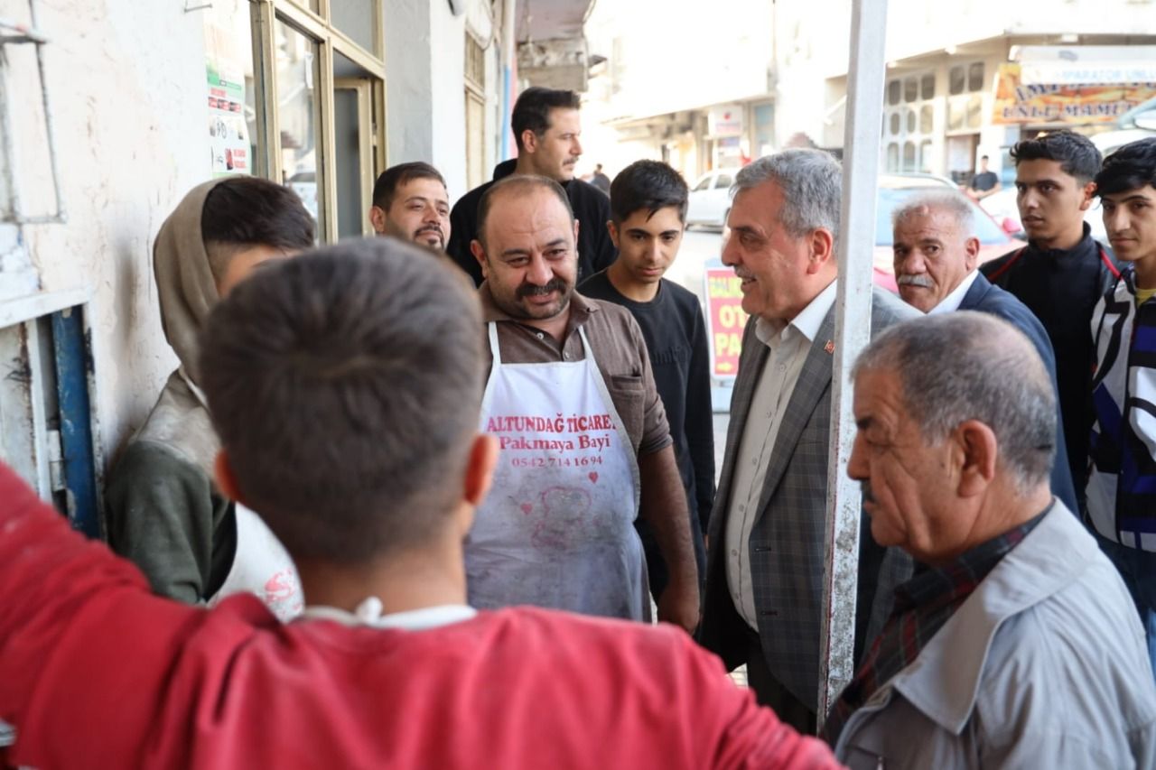 Beyazgül ,Yakubiye Mahallesinde esnaf ve vatandaşlarla bir araya geldi
