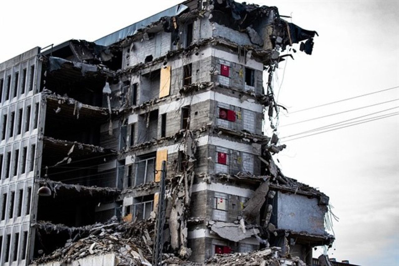 Burc El Barajneh Mülteci Kampındaki saldırıda 42 kişi hayatını kaybetti