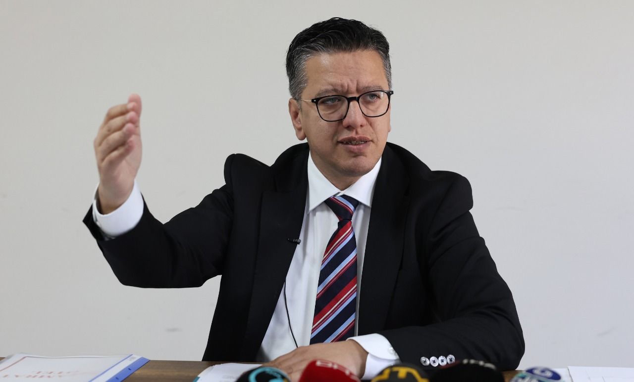 Halfeti Belediye Başkanı Şeref Albayrak’dan belediye personeline müjde