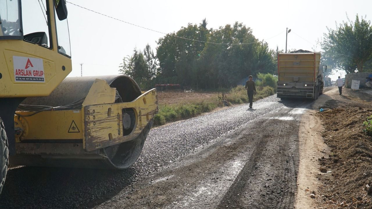 Haliliye kırsalında asfalt çalışmaları devam ediyor