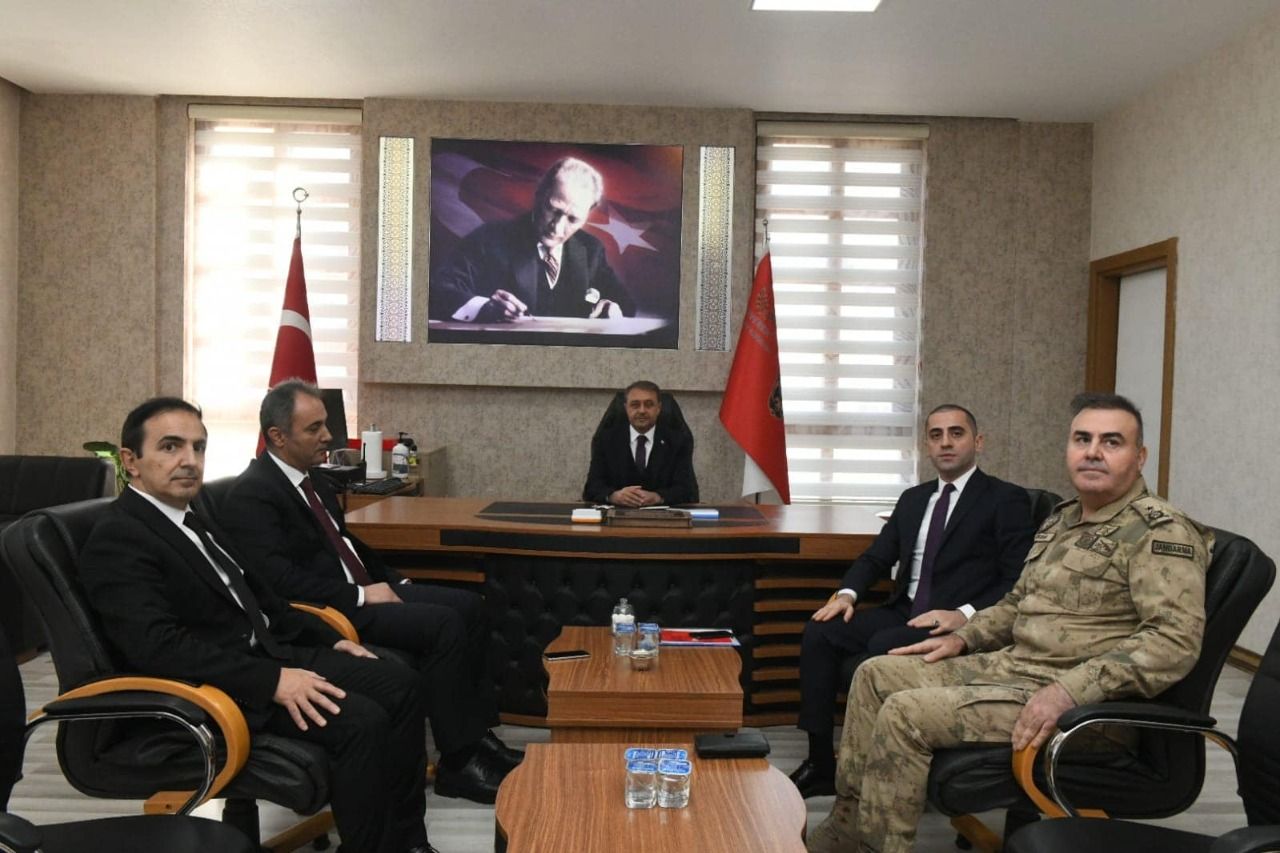 Şanlıurfa Valisi Hasan Şıldak, Siverek’te değerlendirme toplantısına katıldı