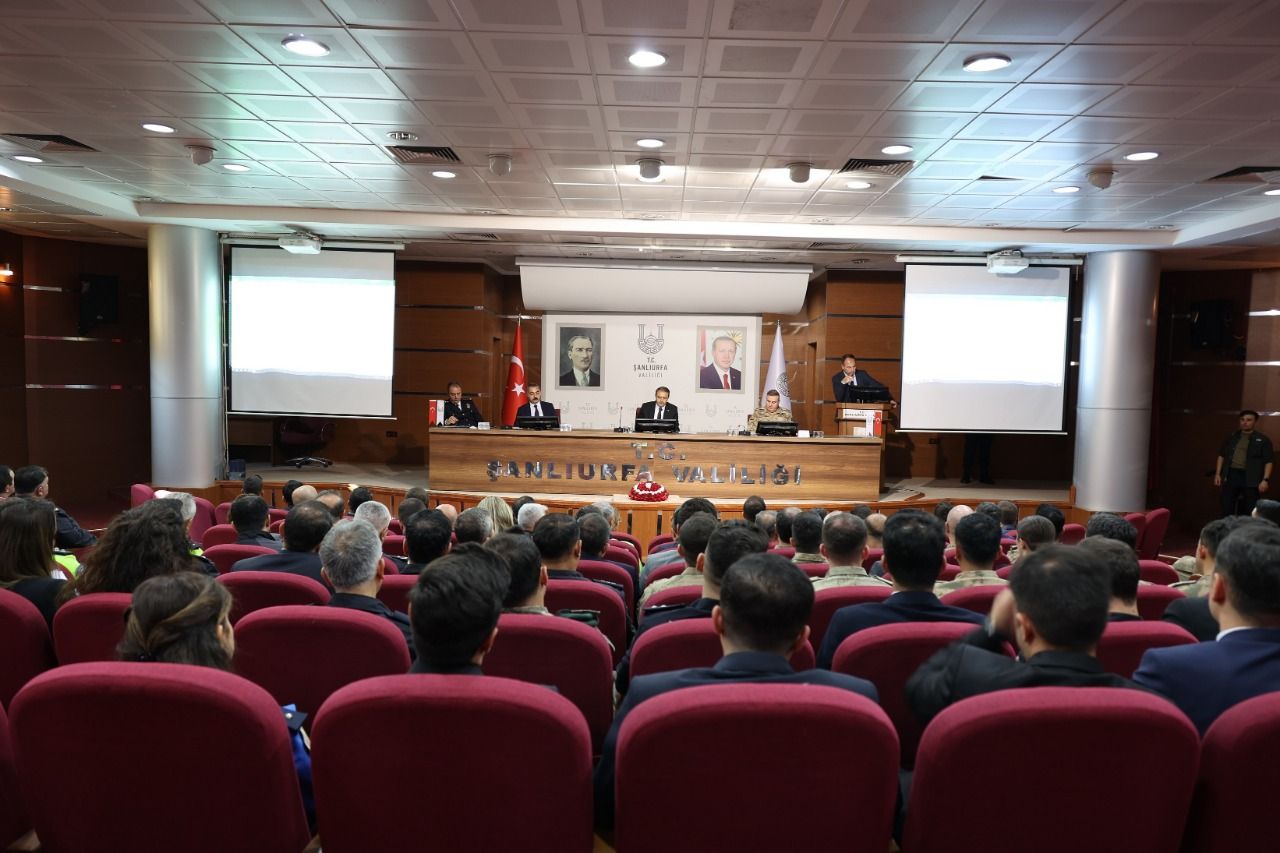 Vali Şıldak: ”Huzur ve Güveni Sağlamak Kırmızı Çizgimizdir”