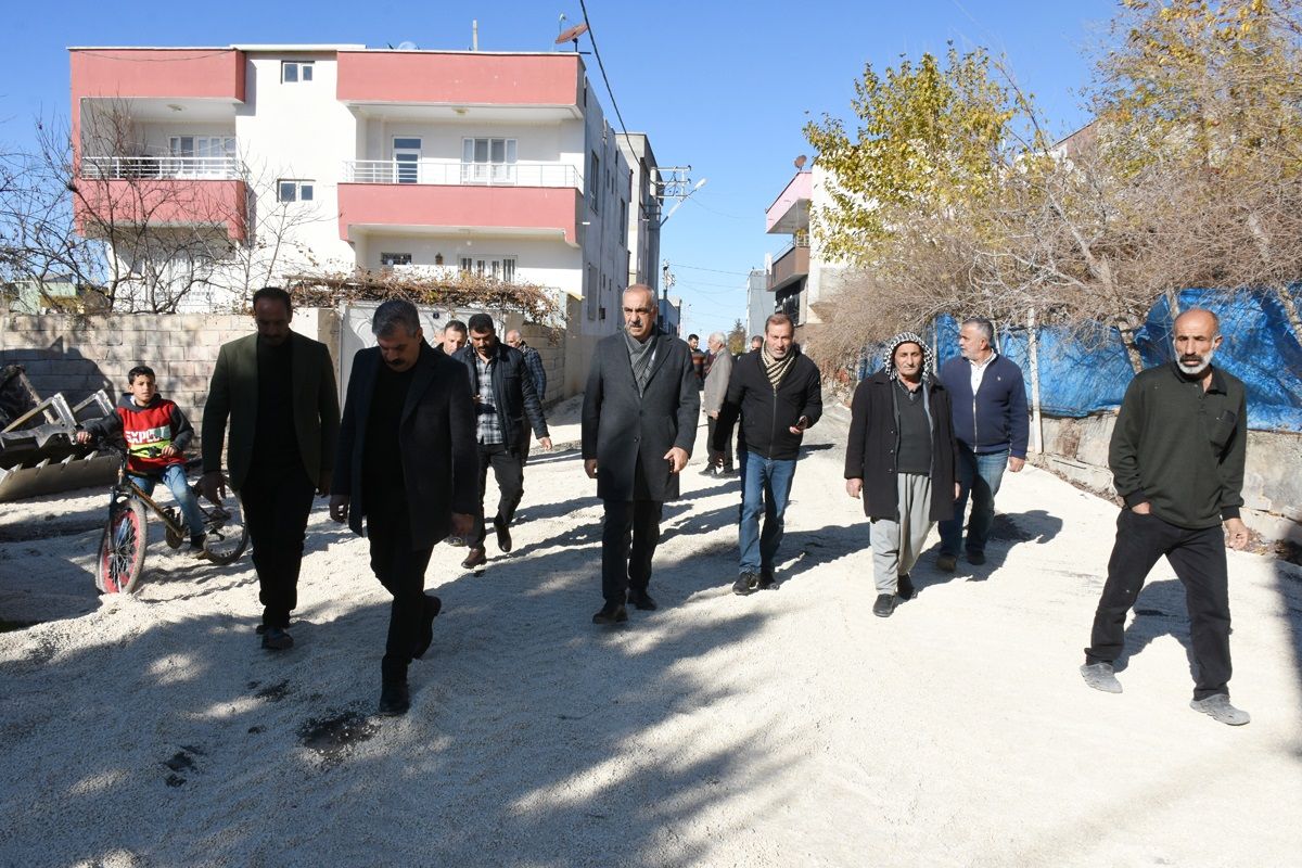 Başkan Bayık Devam Eden Yol Çalışmalarını Yerinde İnceledi