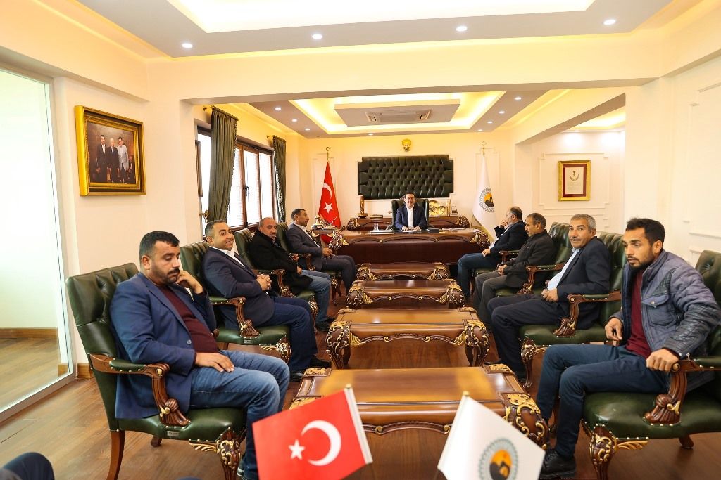 Başkan Özyavuz’un Kapıları Millet İçin Her Daim Açık