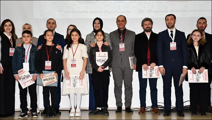 Siverek’te Cumhuriyetin 100. Yılında Türkiye sempozyumu düzenlendi