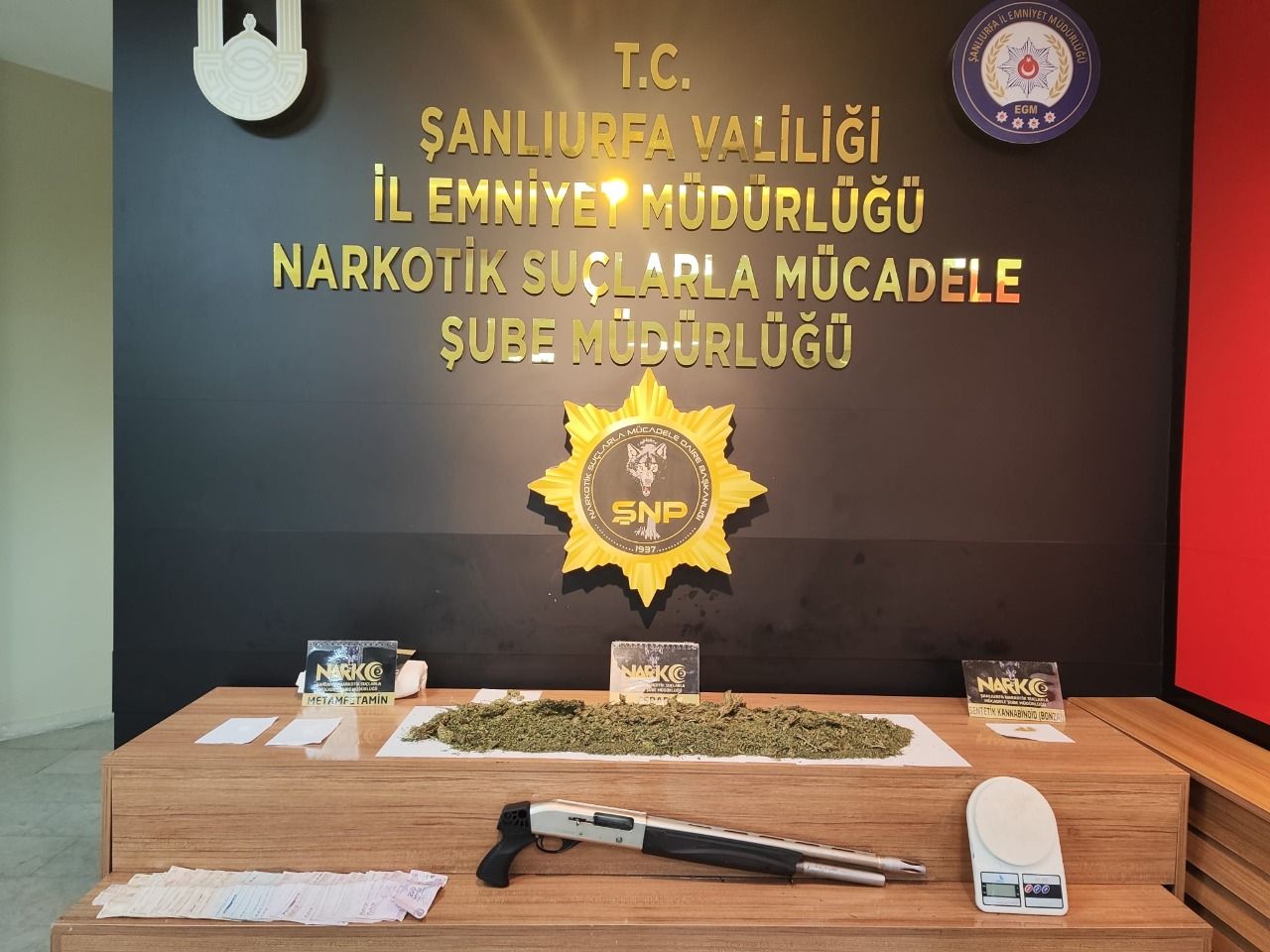 Şanlıurfa ‘da uyuşturucu operasyonu: 2 gözaltı
