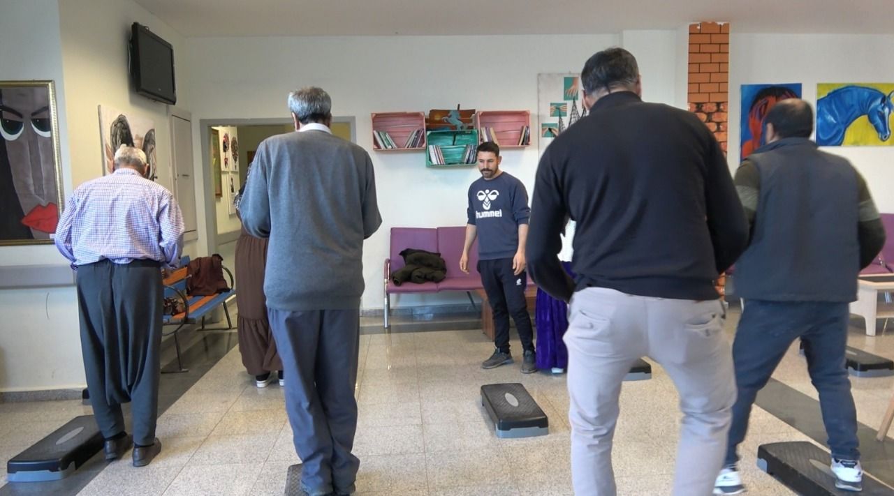 Viranşehir de Trsm Hastaları iş ve uğraş terapisi ile rehabilite ediliyor