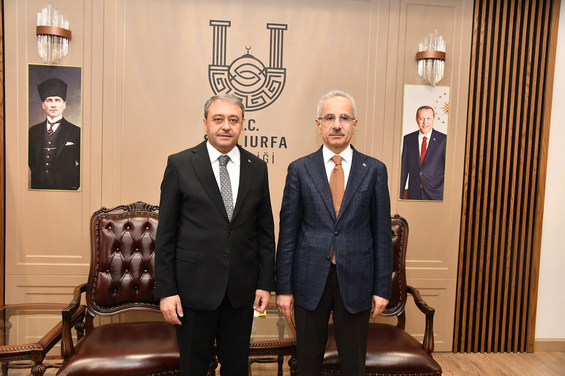Bakan Uraloğlu, Şanlıurfa Valiliğini ziyaret etti