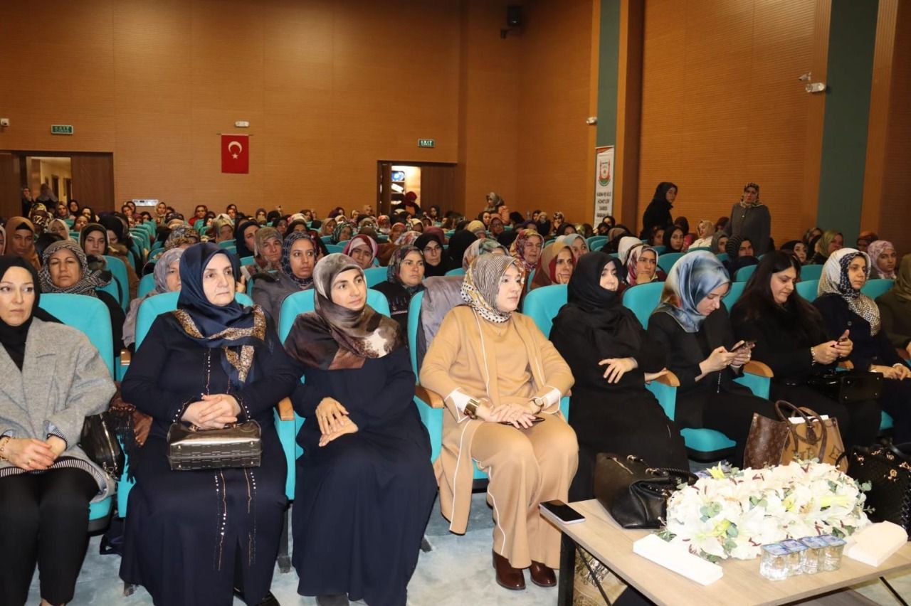 Şanlıurfa ‘da “Aile” Konulu konferans düzenlendi