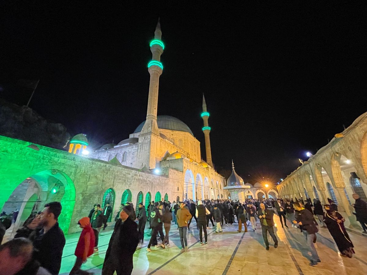 Şanlıurfa’da Miraç Kandili dualarla idrak edildi