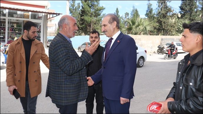 Başkan Yalçınkaya Sıkmadık El, Çalmadık Kapı Bırakmıyor