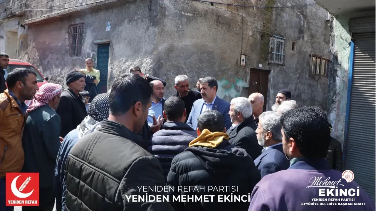 Mehmet Ekinci, Harabeye Dönen Mahalleyi Ziyaret Etti