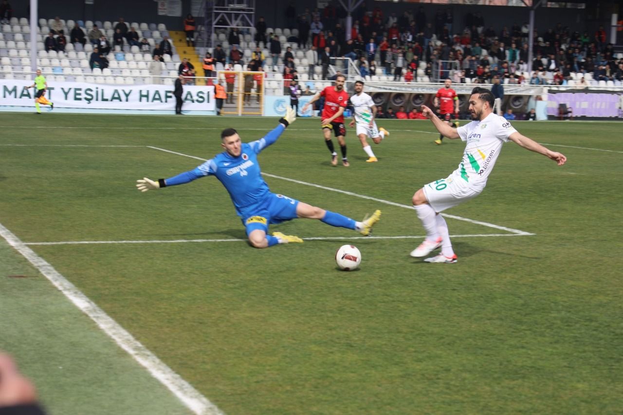 Şanlıurfaspor galibiyeti koruyamadı