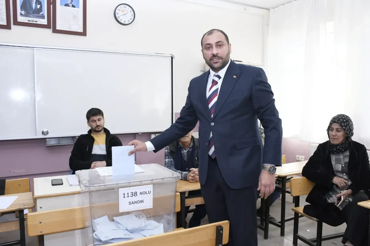 Seyyithan Atilla, Oyunu Kullandı ve Dileklerini İletti