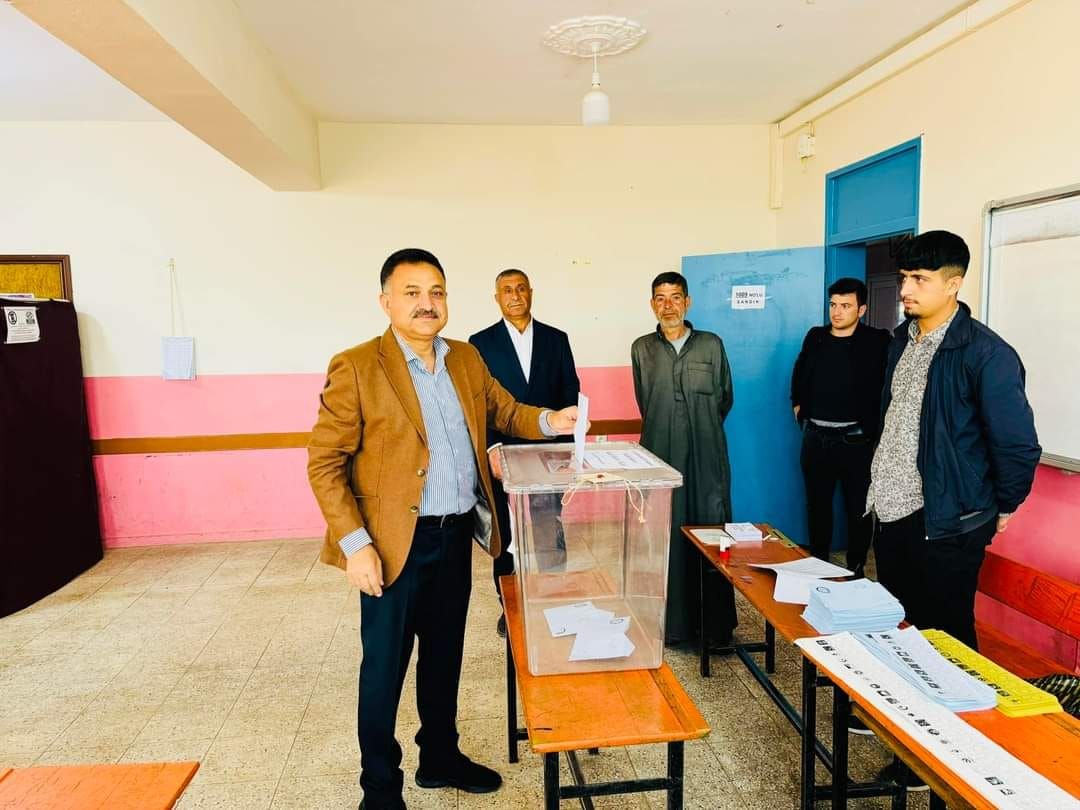 Vekil Başak Oyun Kullandı