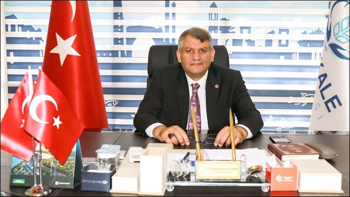 Başkan Ayhan, 19 Mayıs Atatürk’ü Anma, Gençlik ve Spor Bayramı’nı Kutladı