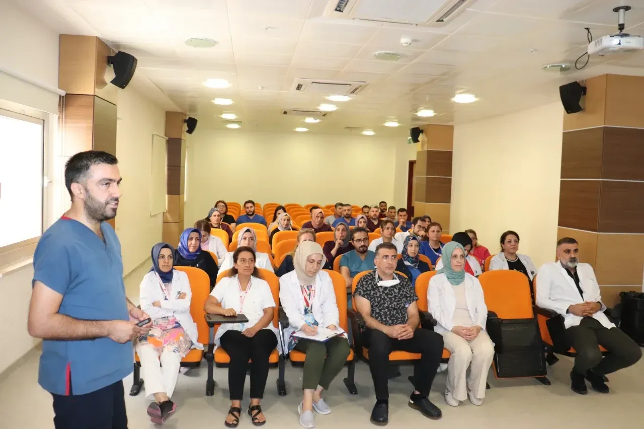 Harran Üniversitesi Personeliine KKKA hakkında bilgilendirme semineri