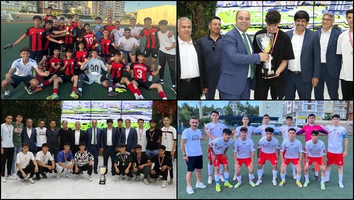 Karaköprü Belediyespor U-17 Takımı Bölge Şampiyonu Oldu