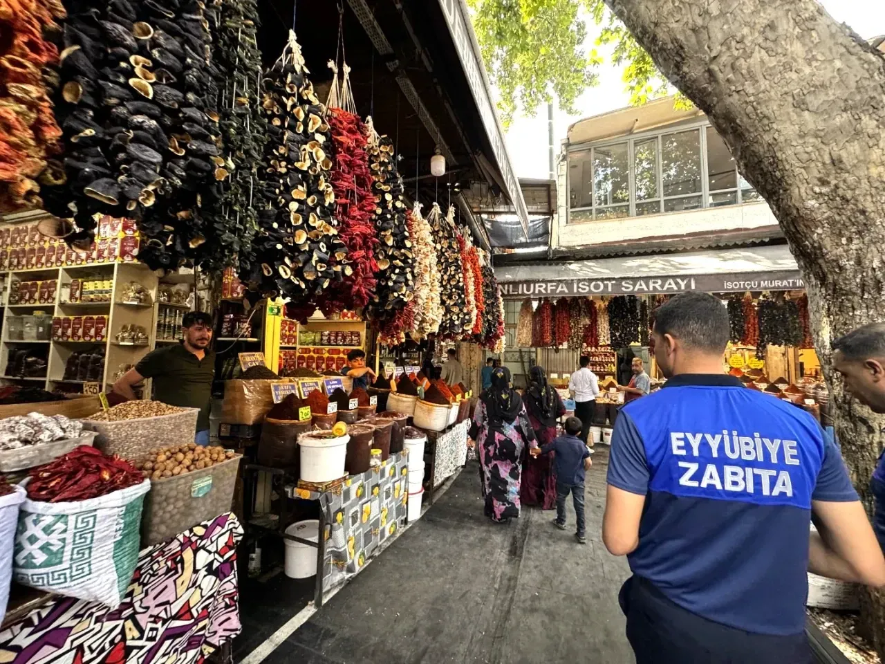 Şanlıurfa Tarihi Çarşılarındaki Esnaftan Uygulamaya Tam Destek