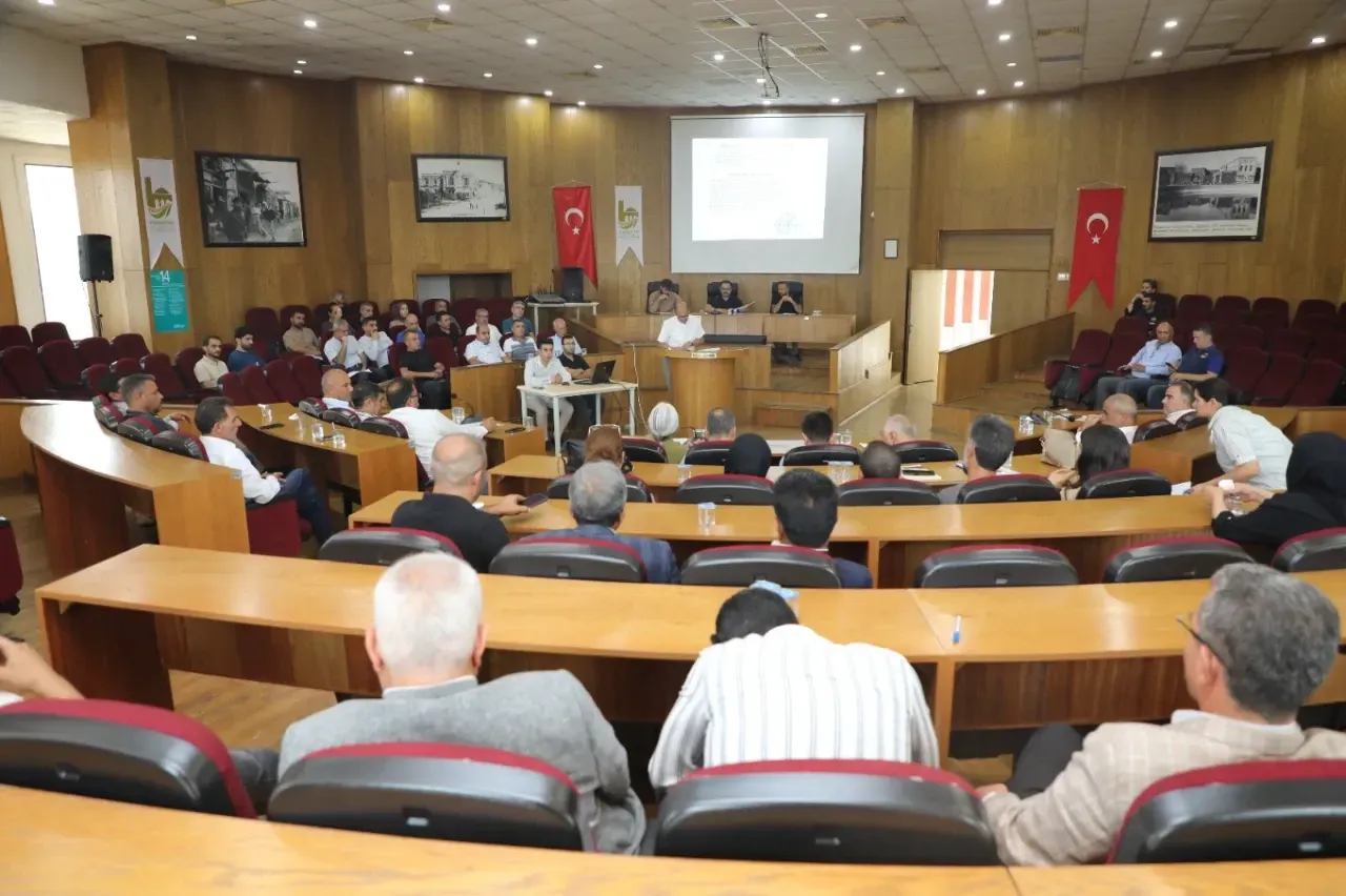 Başkan İnan’dan sokak hayvanları yasasına tepki!