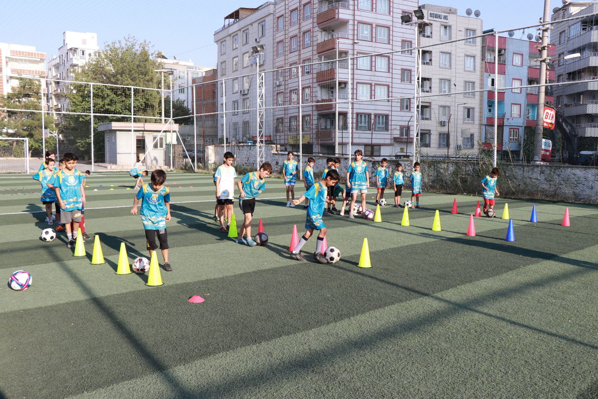 Haliliye Belediyesi ile sporcu nesil yetişiyor