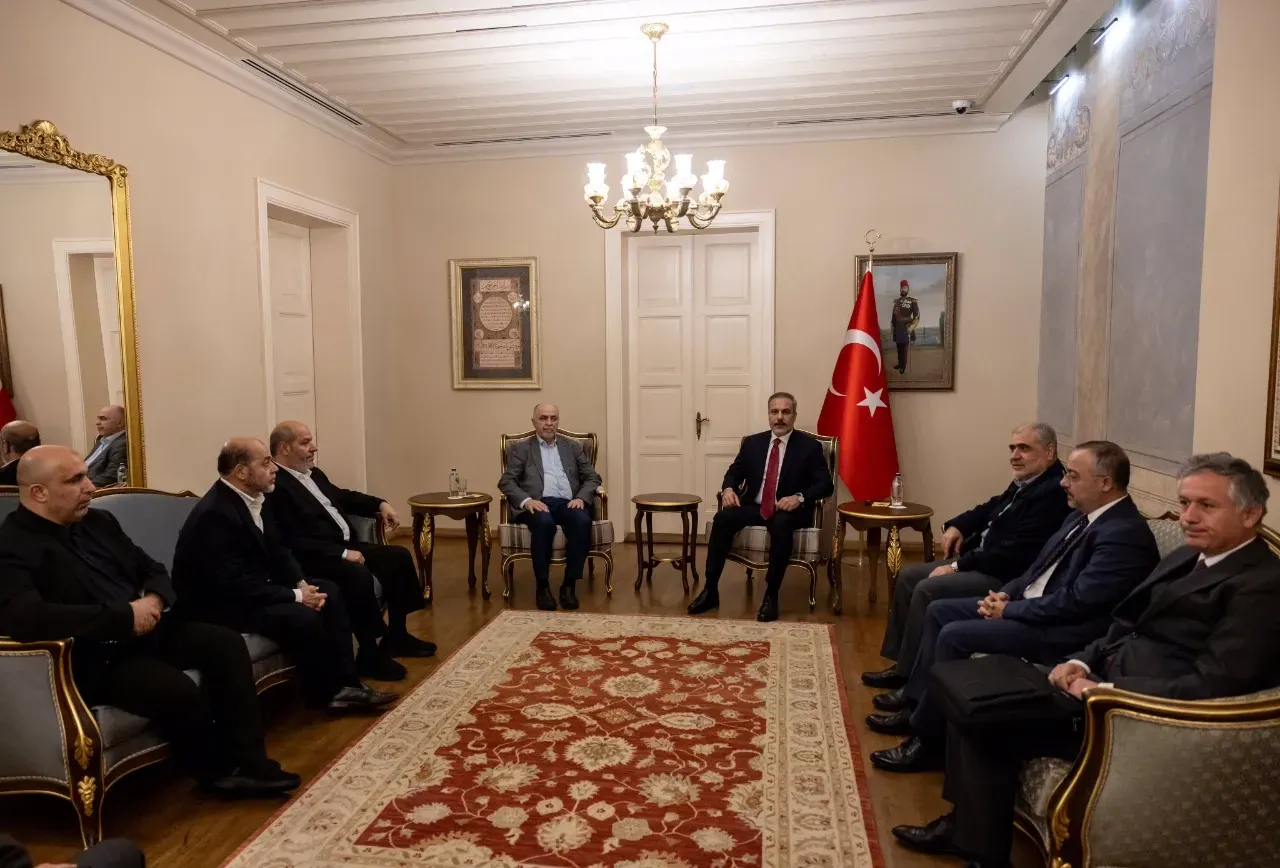 Dışişleri Bakanı Hakan Fidan, Hamas Şura Meclisi Üyeleri ile Bir Araya Geldi