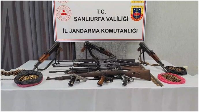 Şanlıurfa’da eş zamanlı silah operasyonu: çok sayıda silah ele geçirildi