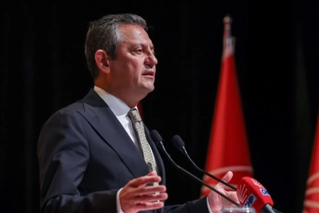 CHP Genel Başkanı Özel: FETÖ vari kumpaslarla iş görenler, FETÖ vari sonu görürler