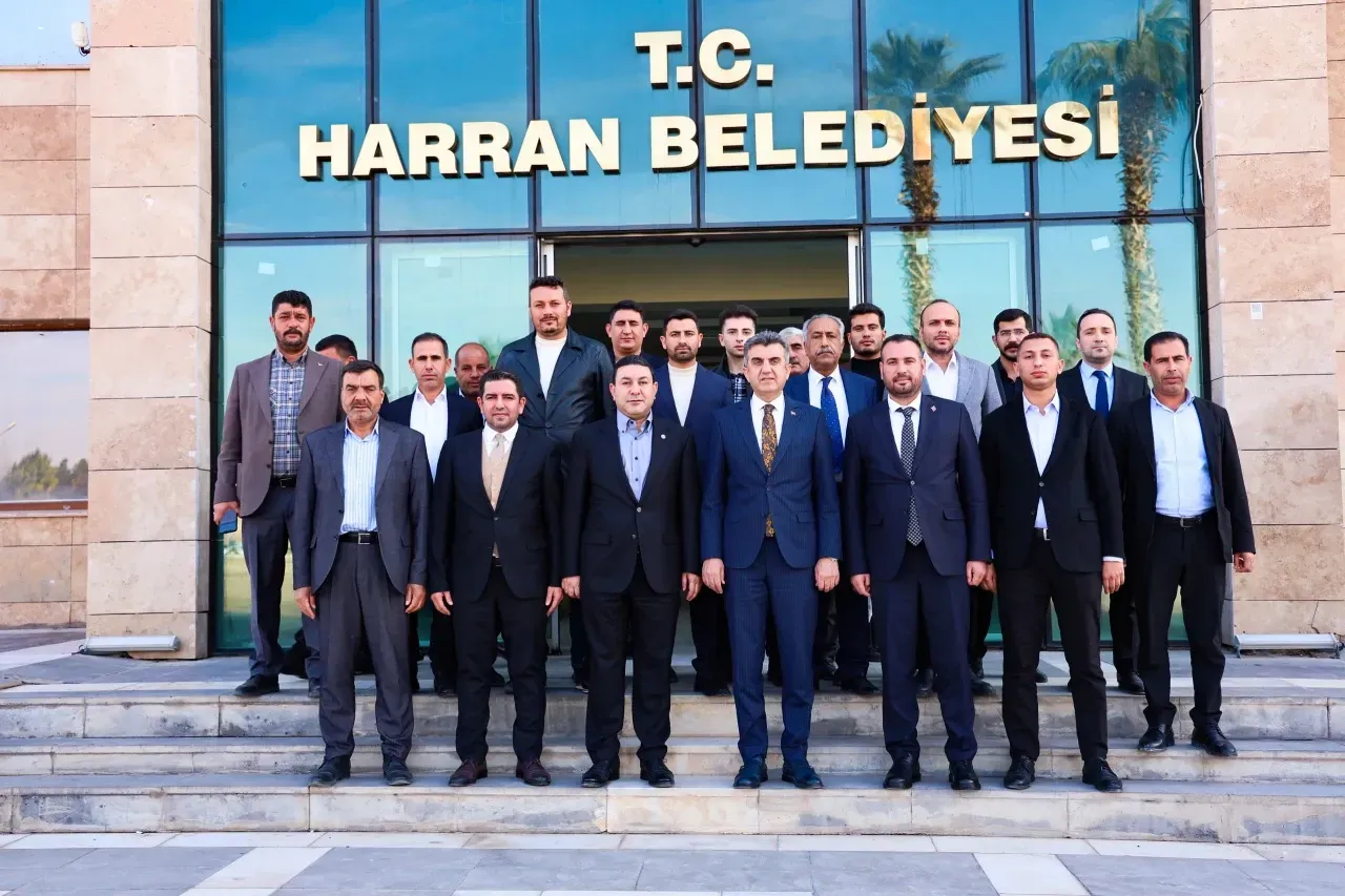 AK PARTİ İL YÖNETİMİNDEN BAŞKAN ÖZYAVUZ’A ZİYARET