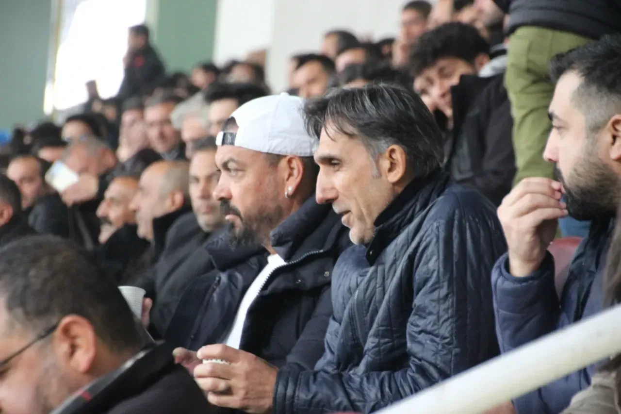 Amedspor Teknik Direktörü Servet Çetin, Şanlıurfaspor’u Yakın takibe aldı