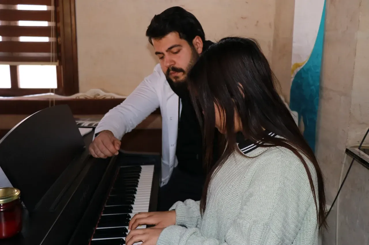 Haliliye ‘de Kültür ve Sanat Evi ile yeni yetenekler yetişiyor
