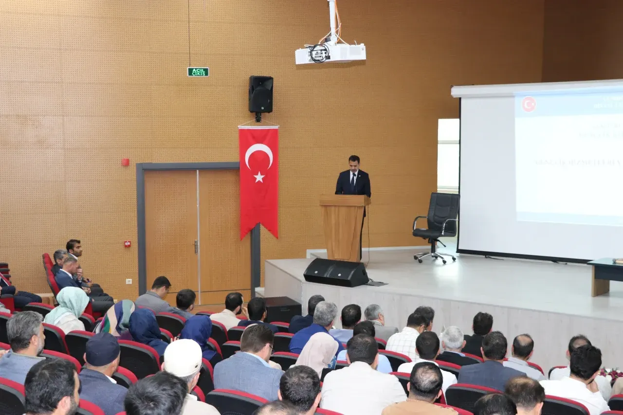 Gençlere Yönelik Faaliyetler Ele Alındı