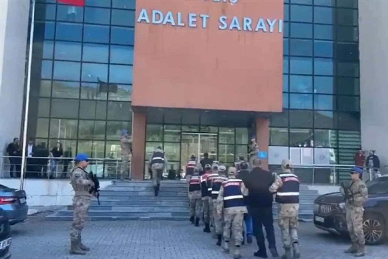 47 ilde DEAŞ’a yönelik operasyonlarda 298 şüpheli yakalandı