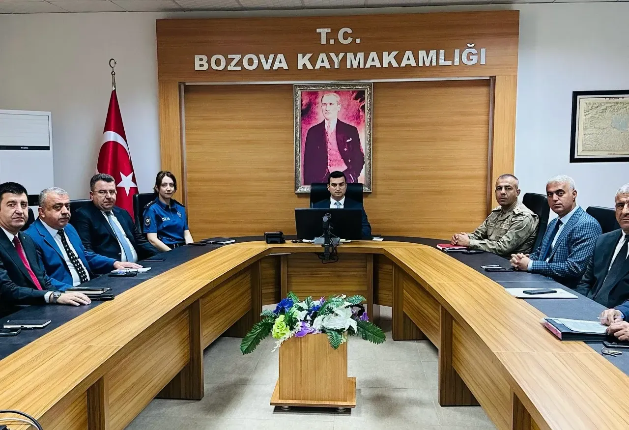 Bozova’da Bağımlılıkla Mücadele Toplantısı Gerçekleştirildi
